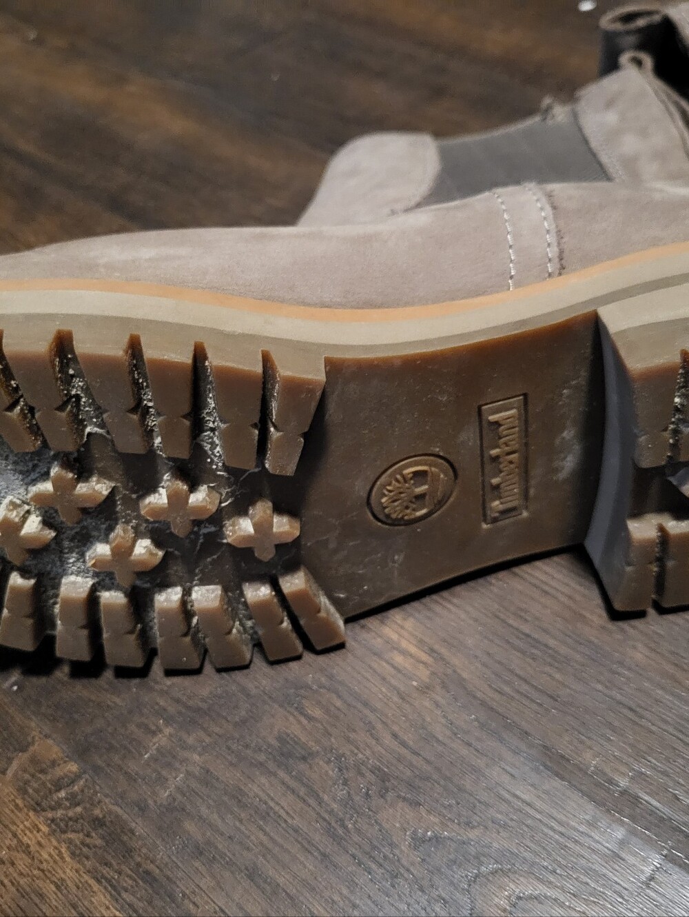 Timberland Courmayeur Valley Chelsea Boots Womens 11 Taupe Grey Nubuck Leather - Picture 9 of 9